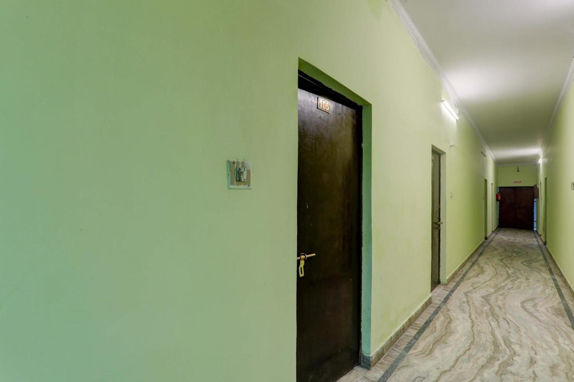 Hotel O Dripp Stay Inn Λάκναου Εξωτερικό φωτογραφία