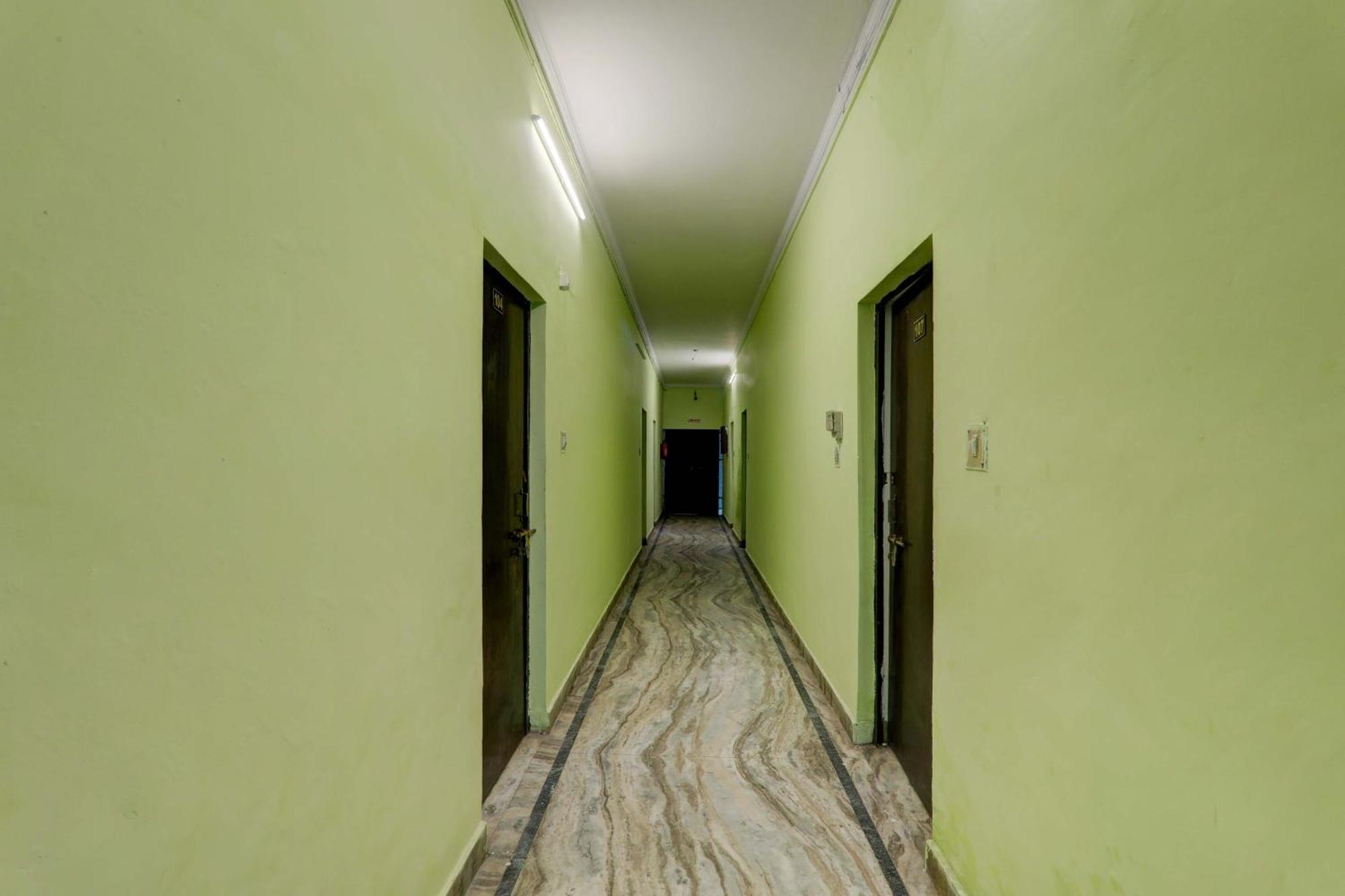 Hotel O Dripp Stay Inn Λάκναου Εξωτερικό φωτογραφία